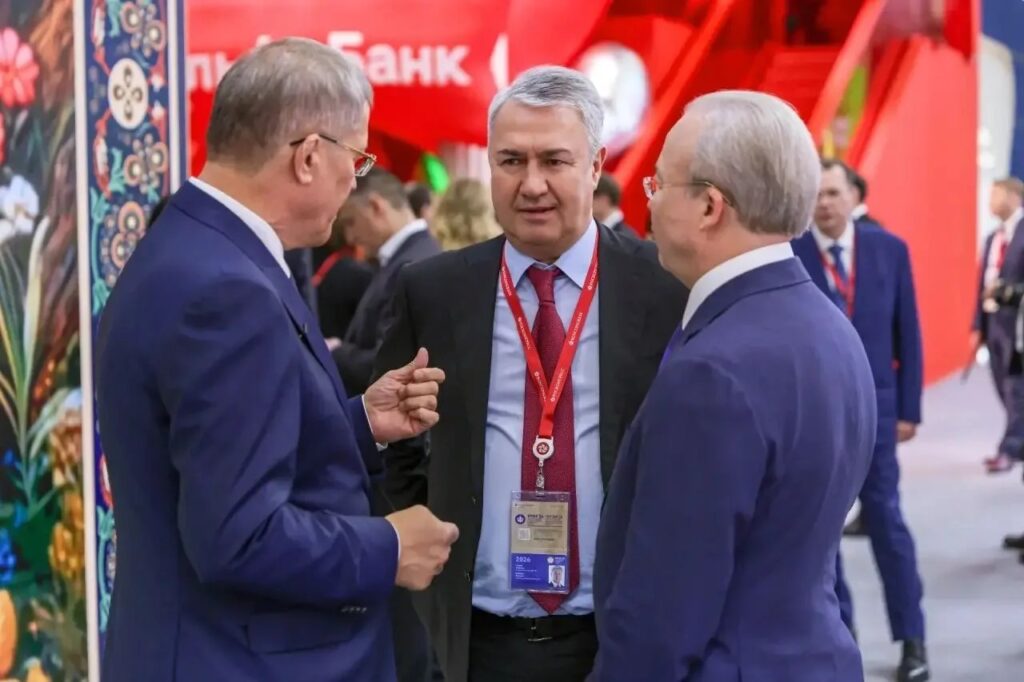 Рахим Азимов: «На ПМЭФ обсуждаются решения, которые определяют будущее регионов»