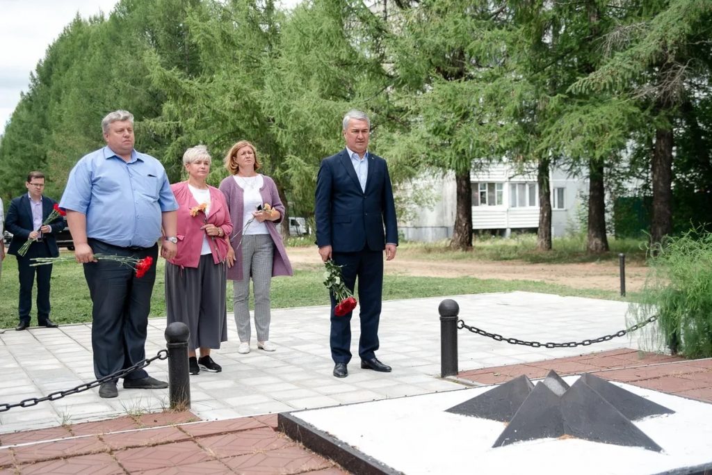 Рахим Азимов посетил Центр культуры поселка Мурыгино